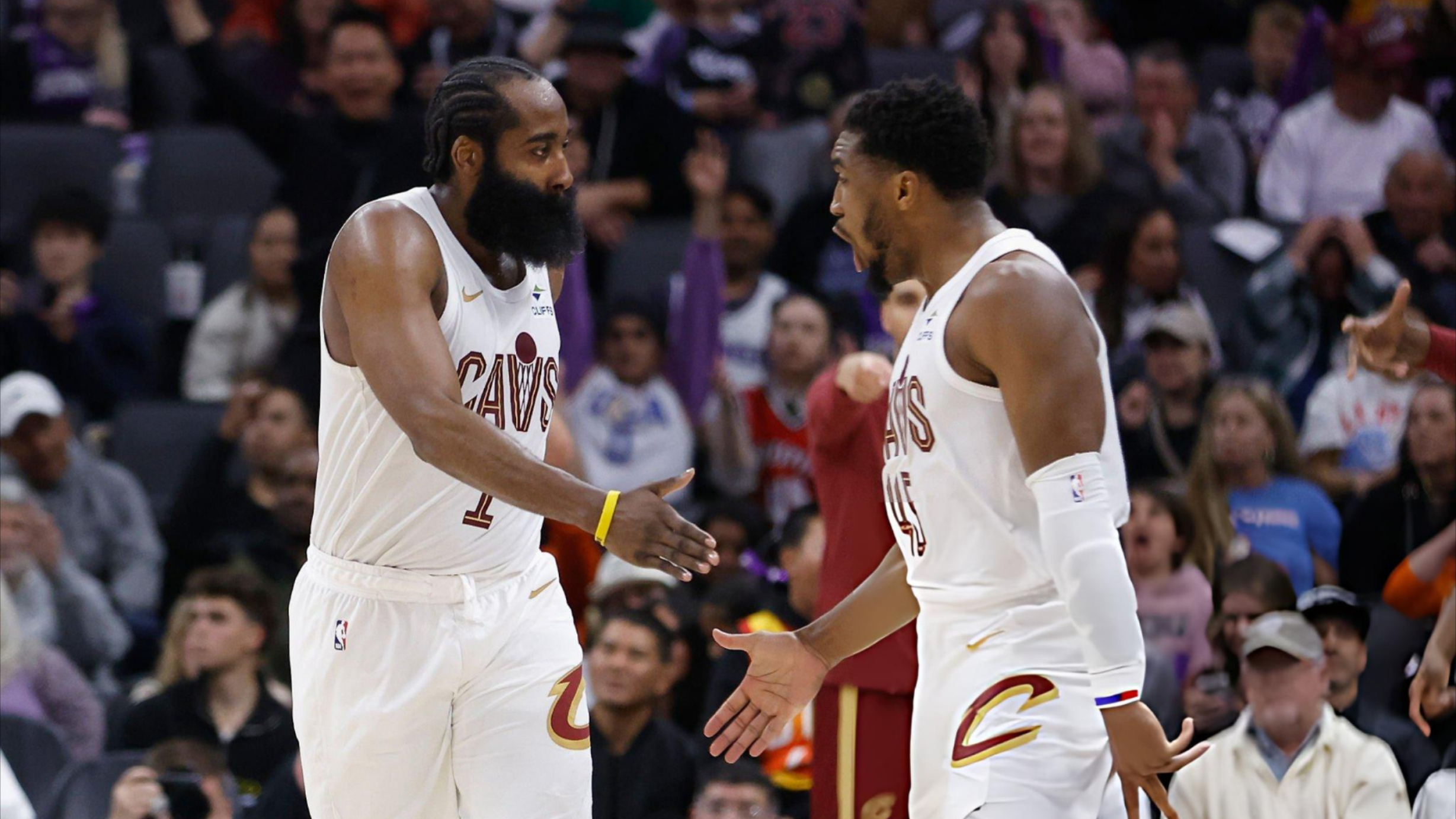 九游体育官网-哈登在澳大利亚队比赛中比分优势明显葡萄牙体育单刀错失备战亚冠，现场解说直呼：赛后法兰克福调整名单以备法国杯