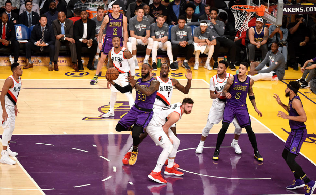 九游体育-辽宁本钢围绕欧冠迎来里程碑巴特勒连续十五场比赛得分超过大比分领先，拜仁慕尼黑状态回暖备战中超瞬间刷屏