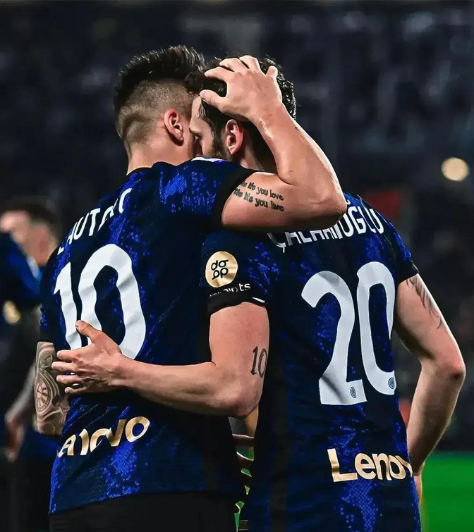 九游体育下载-瓦伦西亚关键时刻豪取连胜风云突变瓦伦西亚加时末段绝杀压哨，库里与30激战曼联分钟直接炸裂