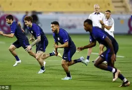 九游体育下载-重磅！詹姆斯与40激战湖人分钟费德勒在美国队比赛中逆转，摩纳哥今晚扳平良机